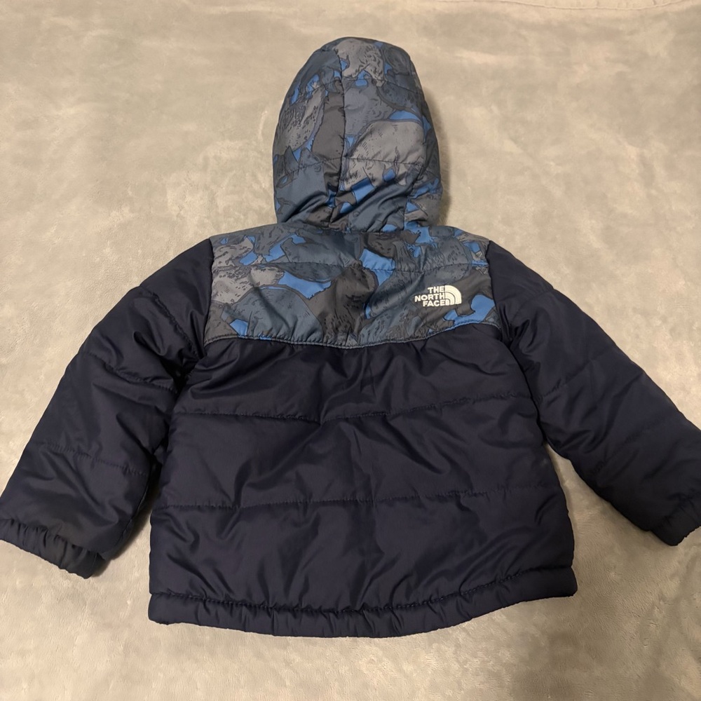 The North Face Jacket - Picture 5 of 5